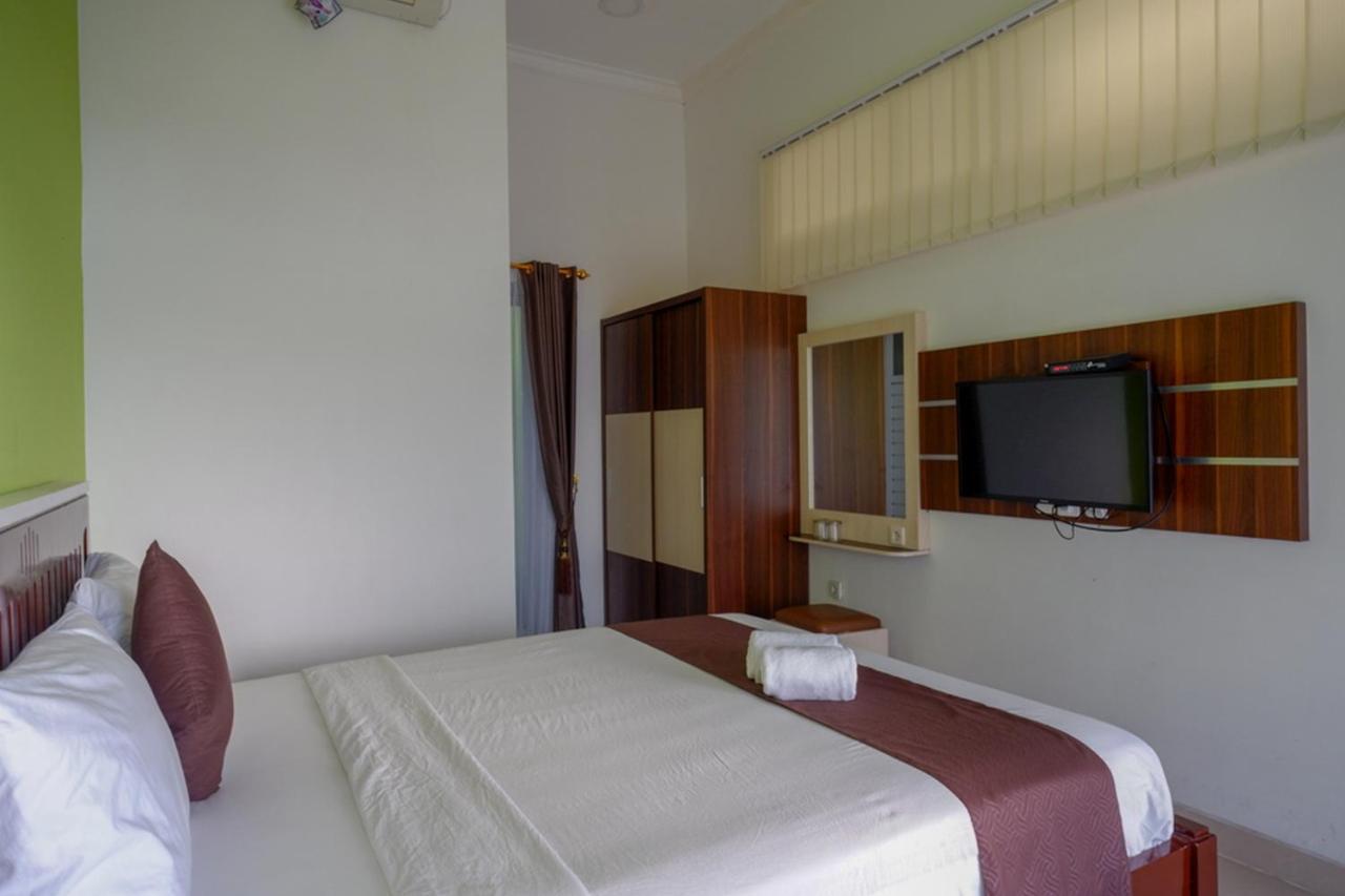 Reddoorz Syariah At Omah Sawah Hotel Balong  Exterior photo